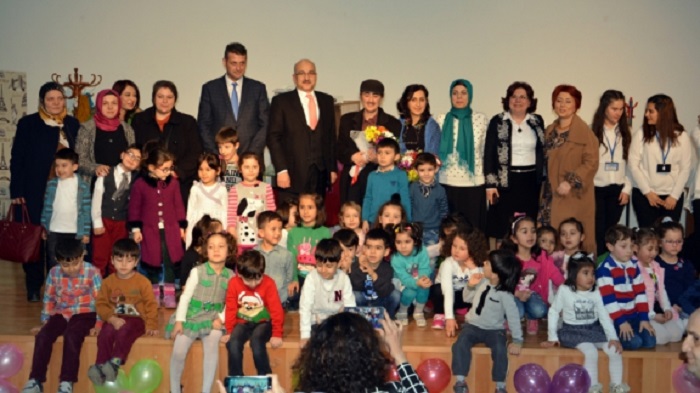 “Değerler Sahnesi” Seyircilerle Buluştu