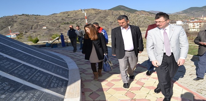 Şehitlikte Çevre Düzenlemesive Restorasyan