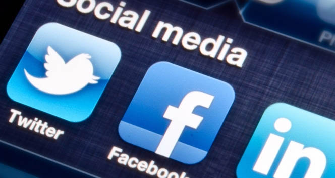 Facebook ve Twitter Çöktü mü?