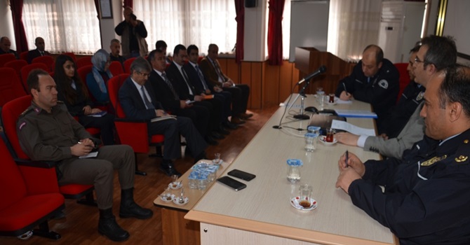 Güvenlik İçin Toplandılar