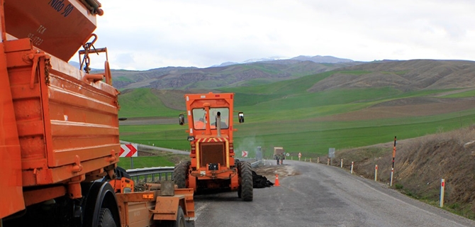 Çorum-İskilip Yolunda Heyelan