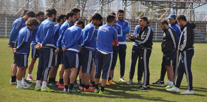 Belediyespor’un derdi lider Kastamonuspor