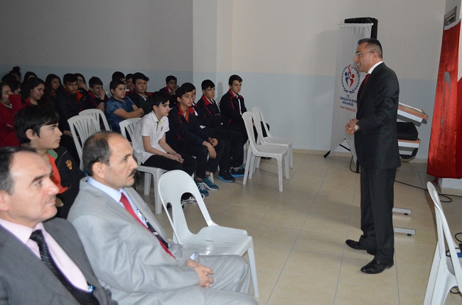 Gençlik, Mehmet Akif’le Yine Onurlandı