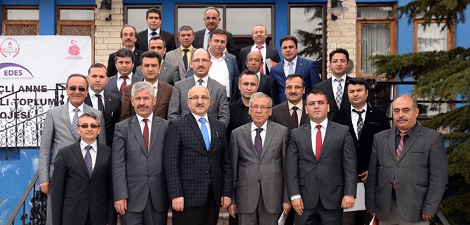 “Bilinçli Anne Sağlıklı Toplum” Projesi Tanıtıldı