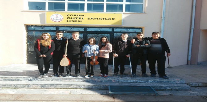 Türk Müziği Yarışmasına Güzel Sanatlar Damgası