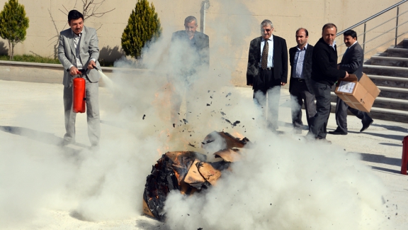 Milli Eğitim Personeli Tatbikat Yaptı