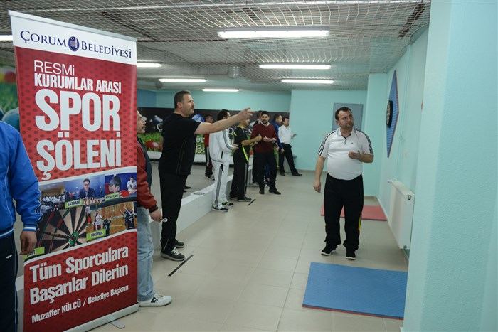 Kurumlar arası spor şöleni başladı