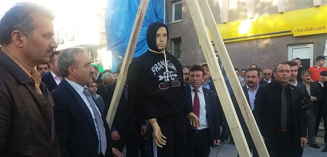 Devletin Yapamadığını Türk Büro-Sen Yaptı