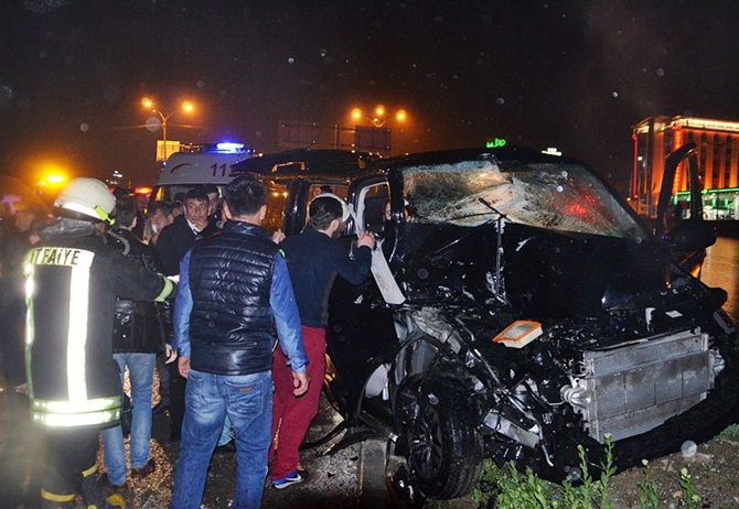 Çorum Kavşağında Kaza:8 Yaralı