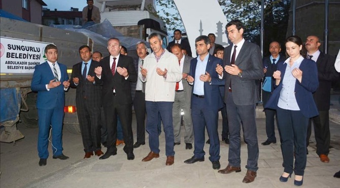 Yardımlar Dualarla Yola Çıktı