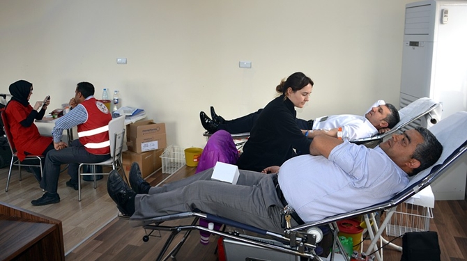 Milli Eğitim Personeli Kan Verdi