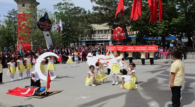 Sungurlu’da 23 Nisan Coşkuyla Kutlandı