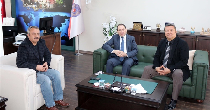 Rektörden Emniyet Müdürünü Ziyaret