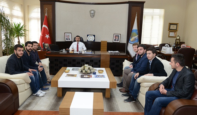 Hukuk Öğrencilerinden Başkan Külcü’ye Ziyaret