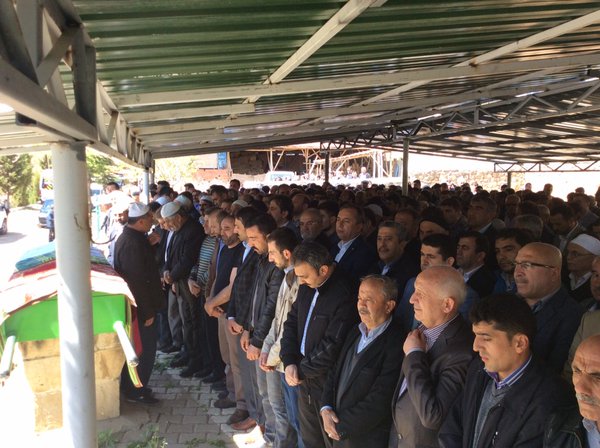 Hatice Tüzün Toprağa Verildi