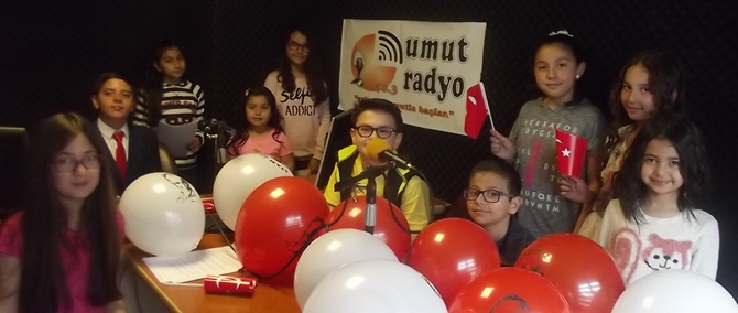 Umut Radyo’da 23 Nisan Programı