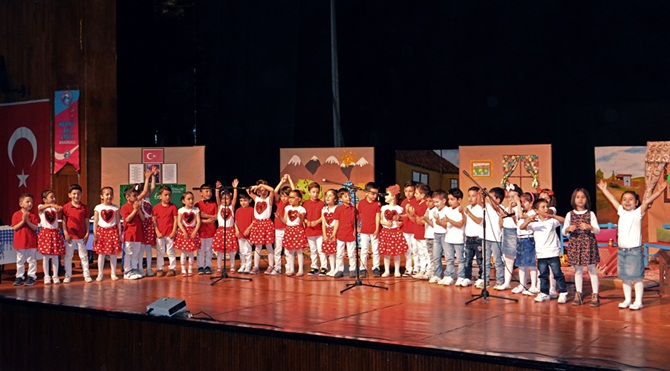 Miniklerden Kitap Sevgisi Mesajı