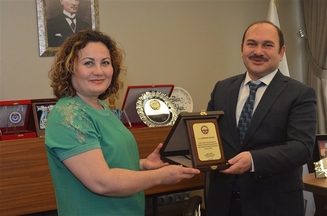 Hayvan Hakları İçin Başkan Eyvaz’a Teşekkür