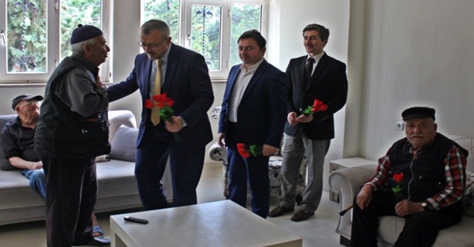 Müftülükten Huzurevine Ziyaret