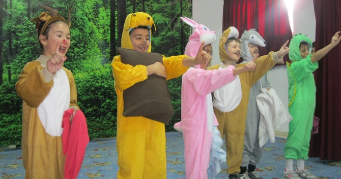 “Minik Yüreklerden Büyük Oyun”