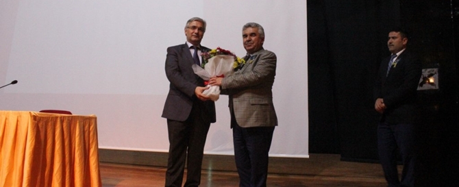 “İnsanlığı Yüceltmek İçin Gelin Birlik Olalım” Konferansı