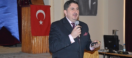 Çenesiz, Öğrencilere Yol Gösterdi