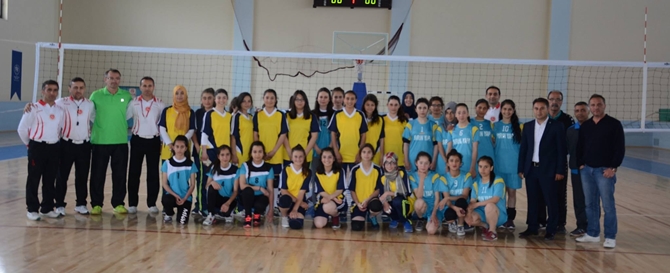 Sungurlu Voleybol Turnuvası Başladı