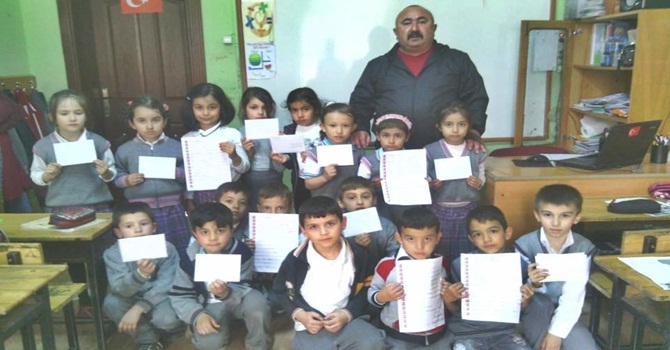 Miniklerden Güvenlik Güçlerine Moral Mektubu