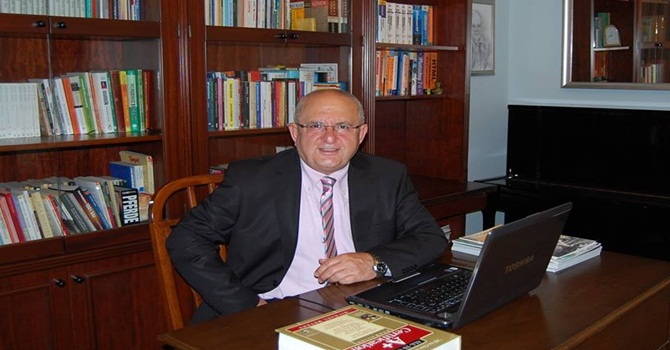 Kargılı Yazar Anılarını Kitaplaştırdı