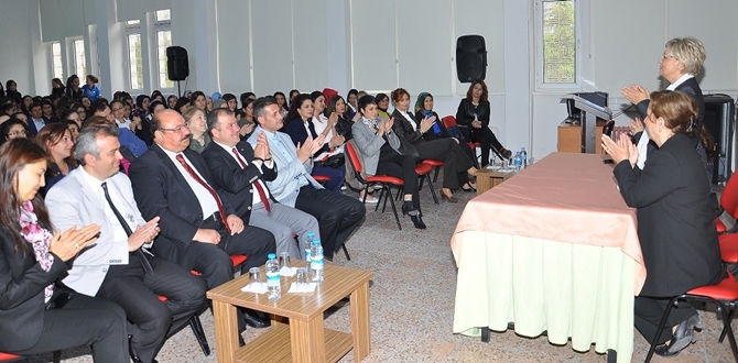 Girişimci Kadınlar Öğrencilerle Buluştu