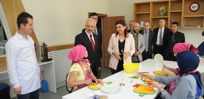 TSF Başkanı’nda Engelli Eğitim Merkezine Ziyaret