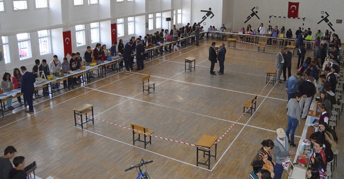 Öğrencilerin Projeleri Görücüye Çıktı
