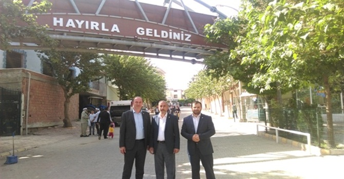 Özdemir’den, Menzil’de Abdulbaki  Hazretlerine Ziyaret