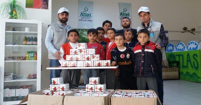 Beşir Derneği’nden Gençlere Kandil Simidi