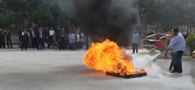 Huzurevi Çalışanlarına Yangın Tatbikatı