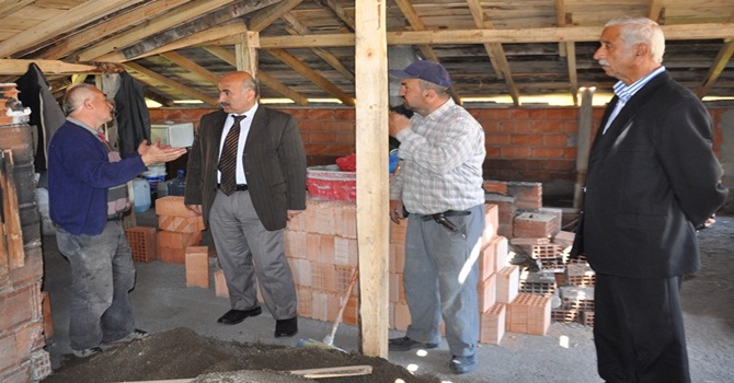 Bayat’ta, Bir Evin Çatısı Yandı