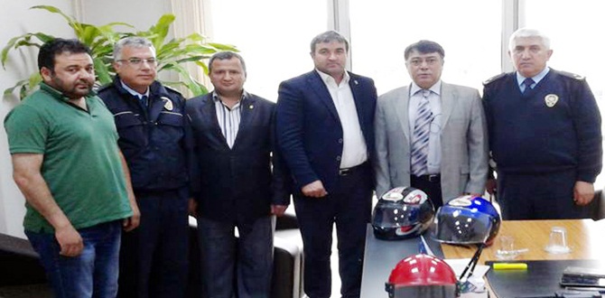 Motosiklet Sürücülerine Kask Dağıtılacak