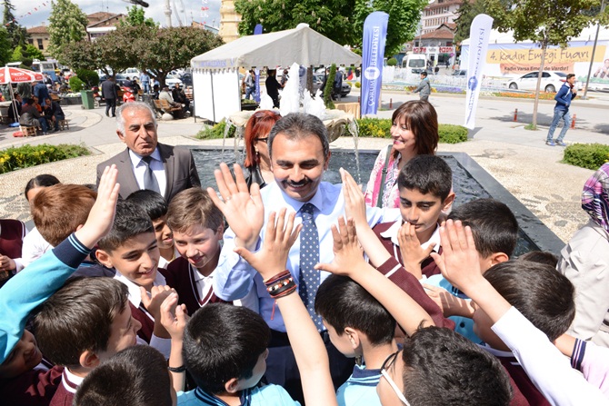 Öğrencilerden Başkan Külcü’ye Sevgi Seli