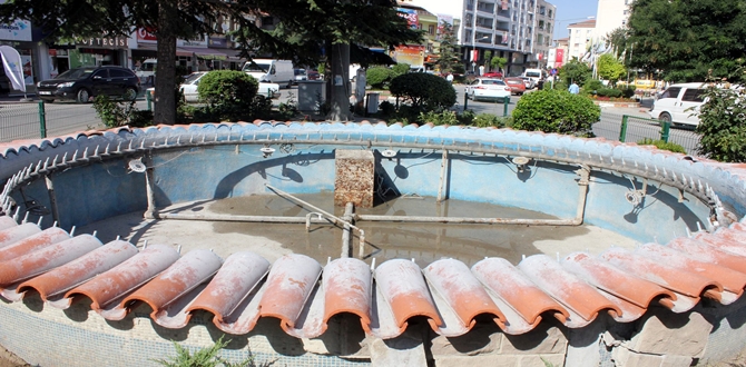 Sungurlu’da Süs Havuzları Boş Duruyor