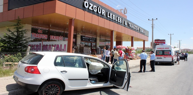 Otomobil İşyerine Çarptı: 1 Yaralı