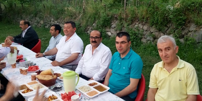 Başkanlar Köy Halkı İle İftarda