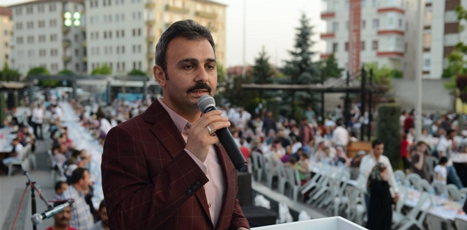 Gülabibey’de 6 Bin Kişilik İftar Coşkusu