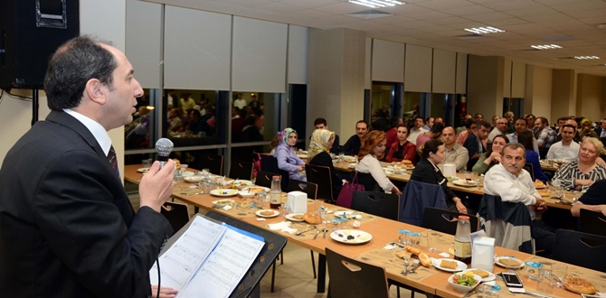 Rektör’den, İftar Yemeği