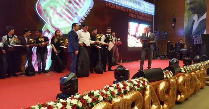 Türk Müziği Yarışmasında Türkiye Birinciliği