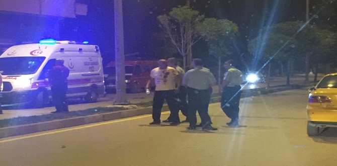 Gece Yarısı İki Taksi Sürücüsü Kavga Etti