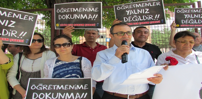 ‘Öğretmenimize Yapılan Saldırıyı Kınıyoruz’