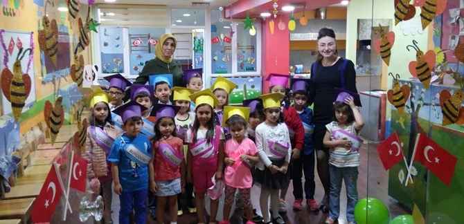 Pınar Kolejinde Karne Heyecanı