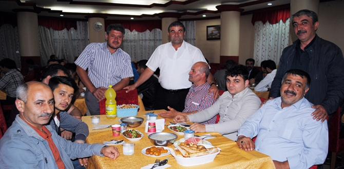 Mobilyacı Esnafı İftarda Buluştu