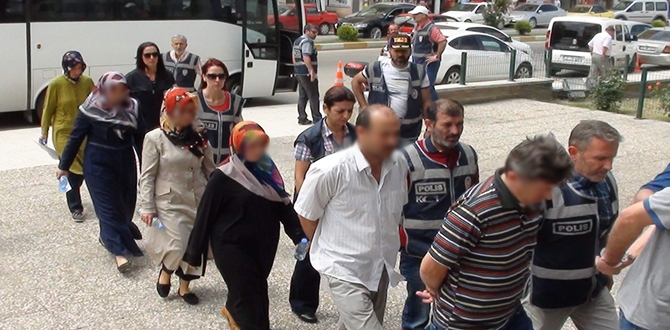 Paralel Yapı Operasyonunda 17 Kişi Adliyeye Sevk Edildi