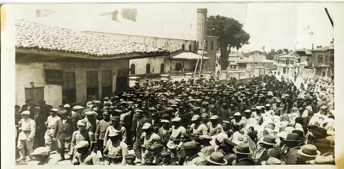 Çorumlulardan 800 Çift Ayakkabı